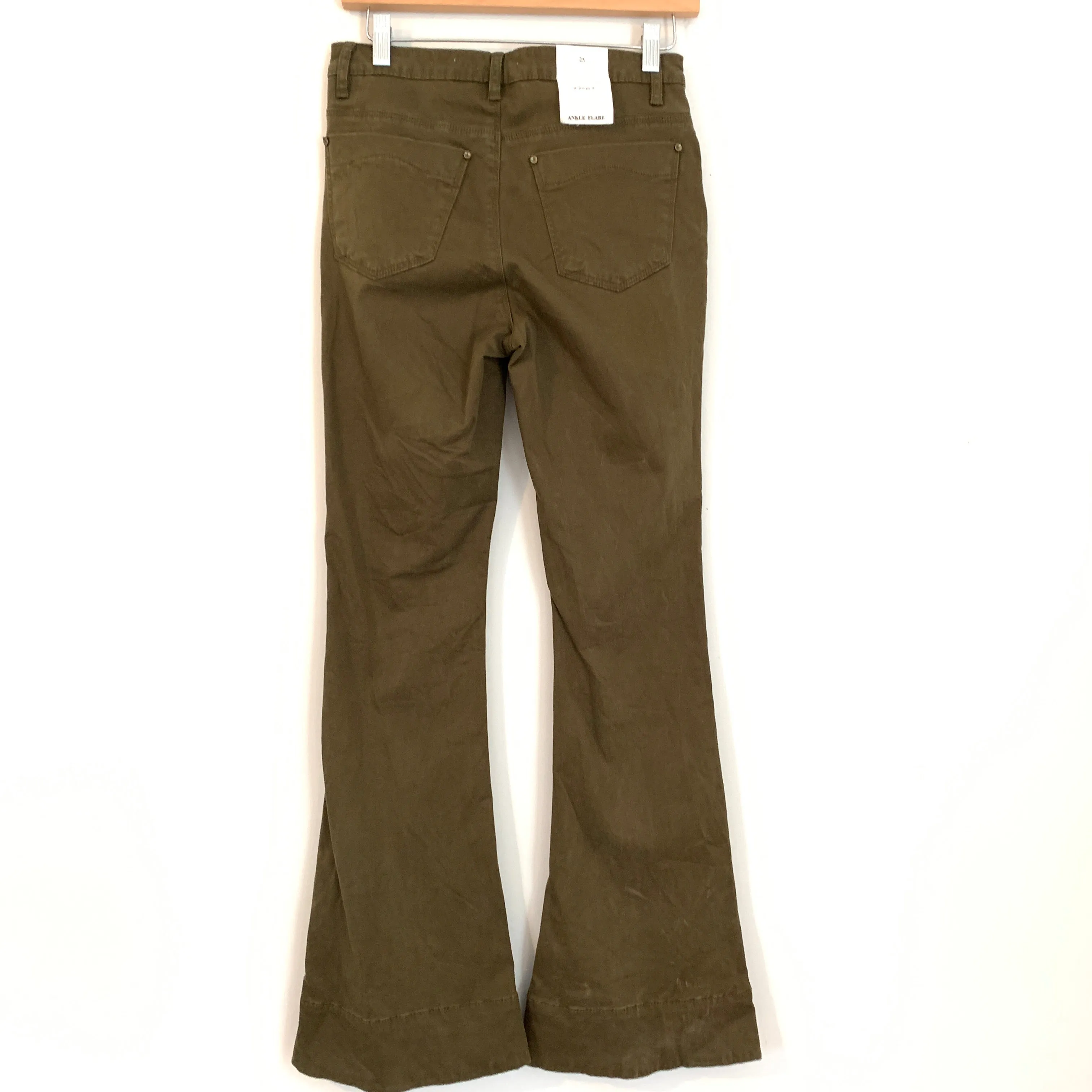 A Loves A Brown Ankle Flare Pants NWT- Size 25 (Inseam 30")