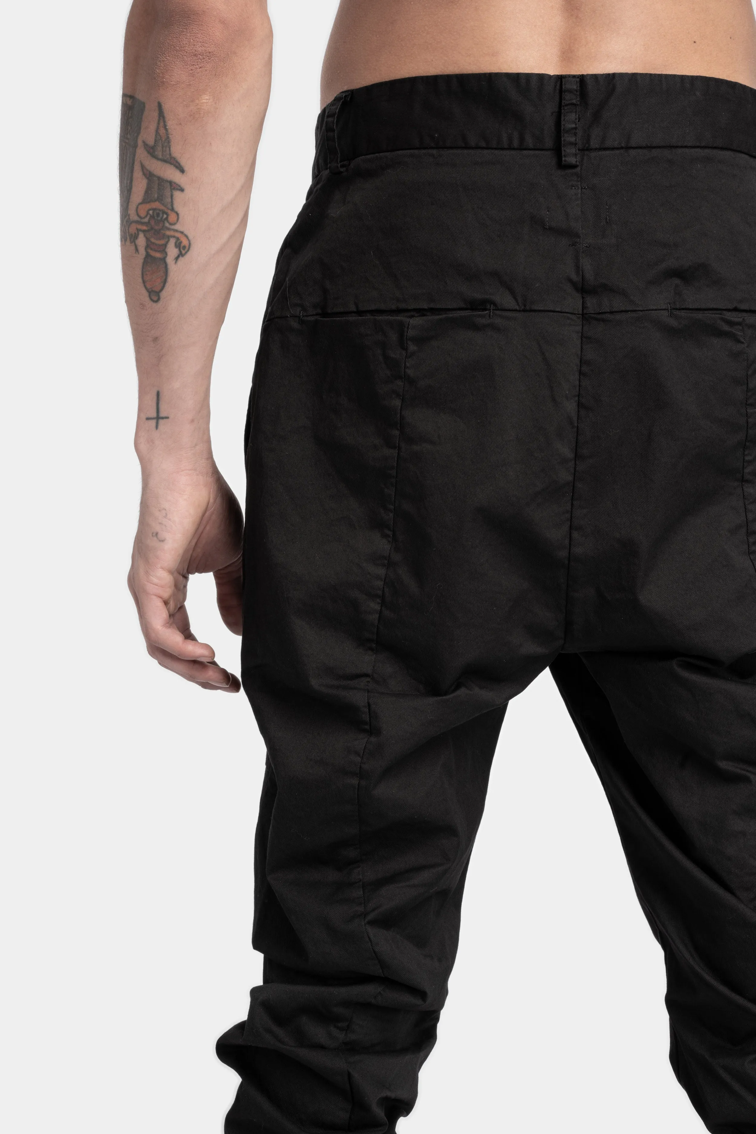 Mens Anatomical Lightweight Black Trousers with Comfortable Fit and Breathable Fabric