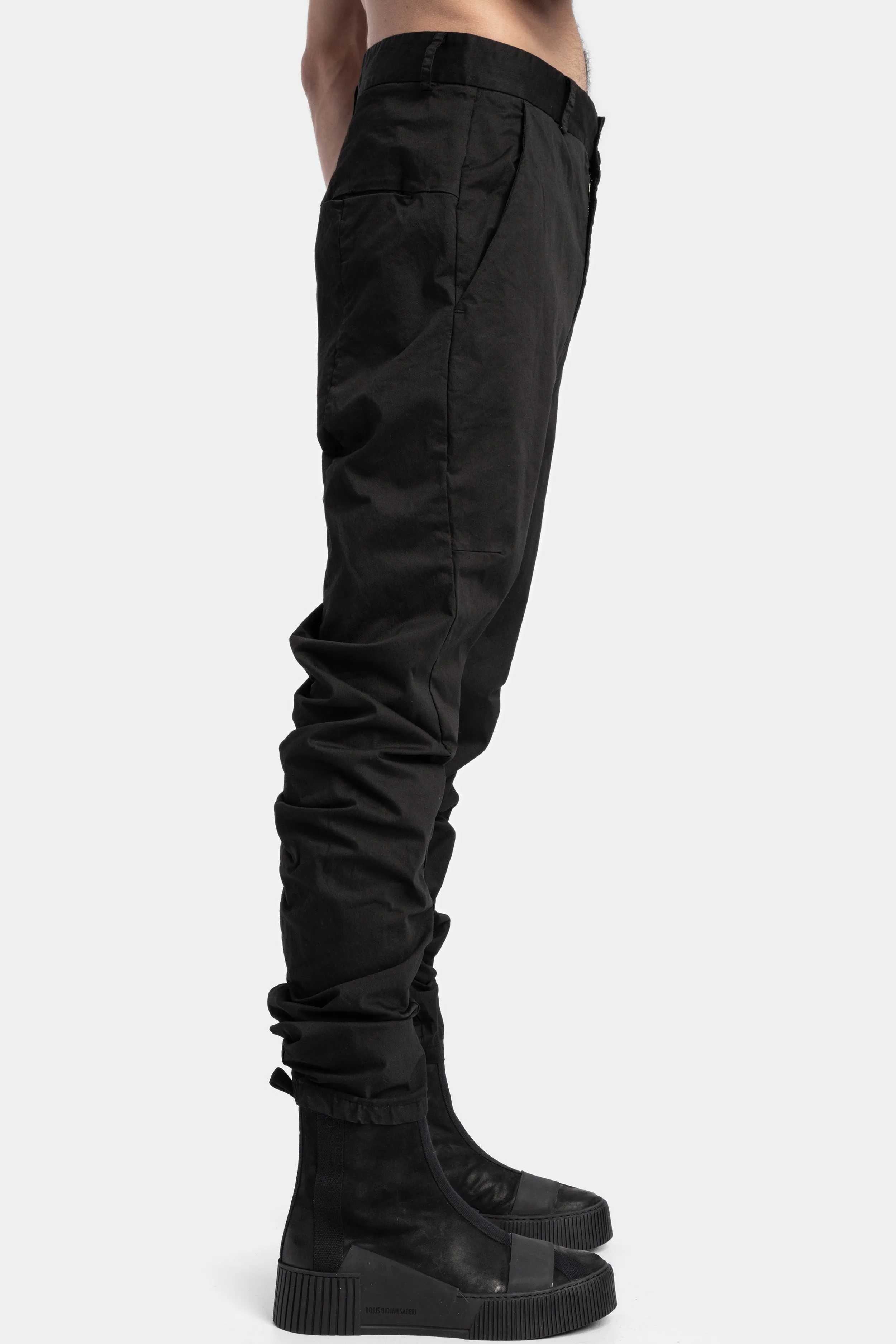 Mens Anatomical Lightweight Black Trousers with Comfortable Fit and Breathable Fabric