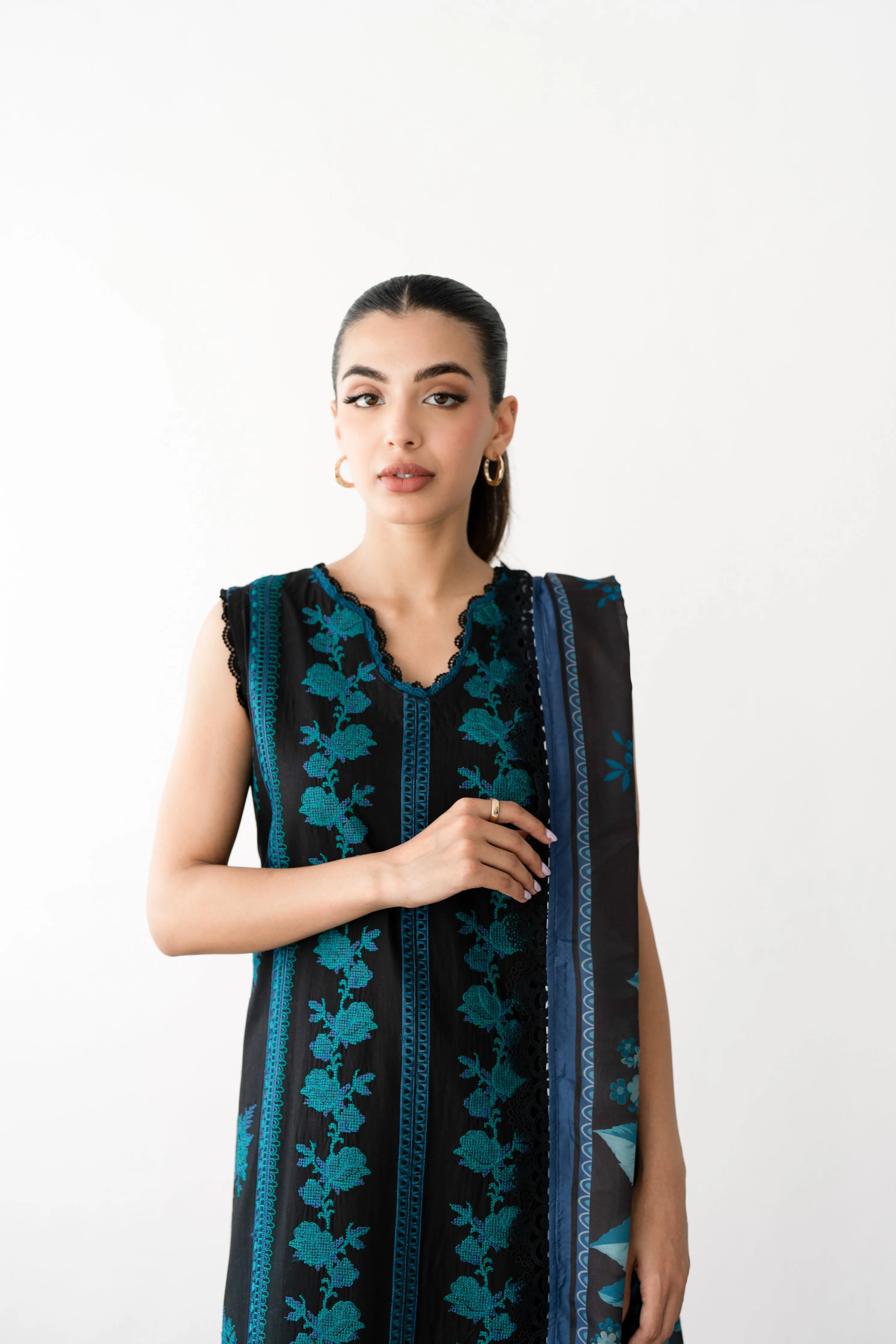 BLACK EMBROIDERED LAWN SET EID UL AZHA ‘24 NEL-24619