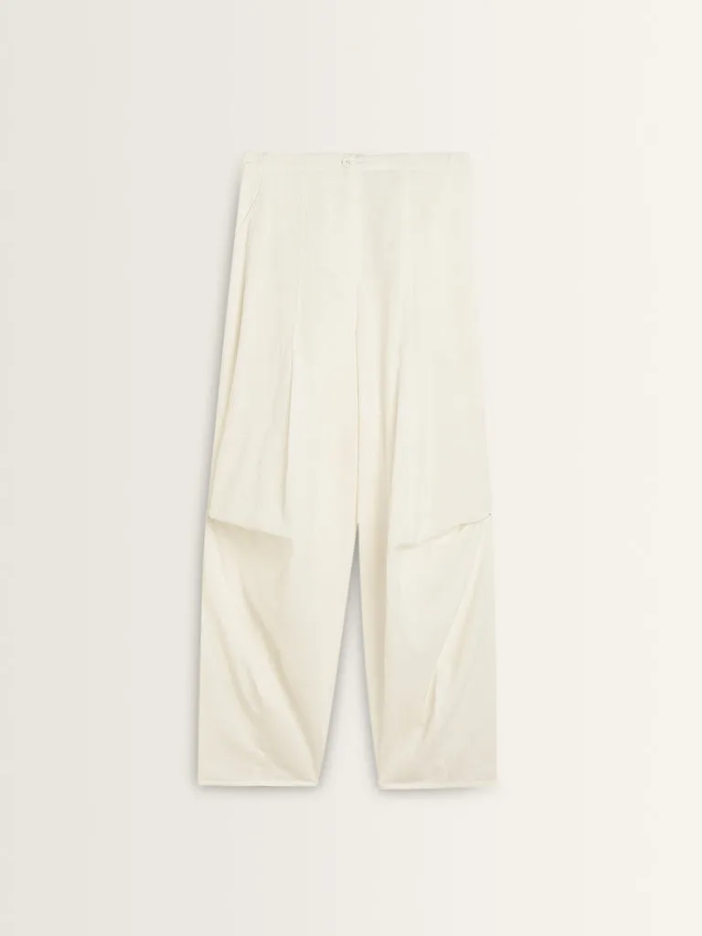 Bombay Paisley White Patiala High-Rise Cotton Blend Pants