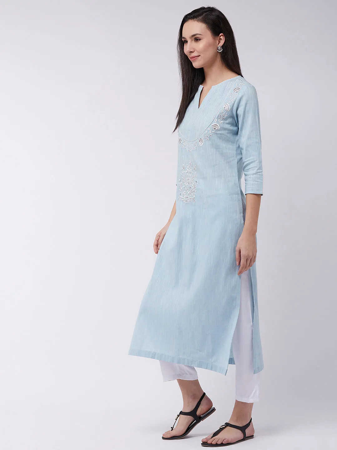 Chambray Embroidered Quarter Sleeves Kurta