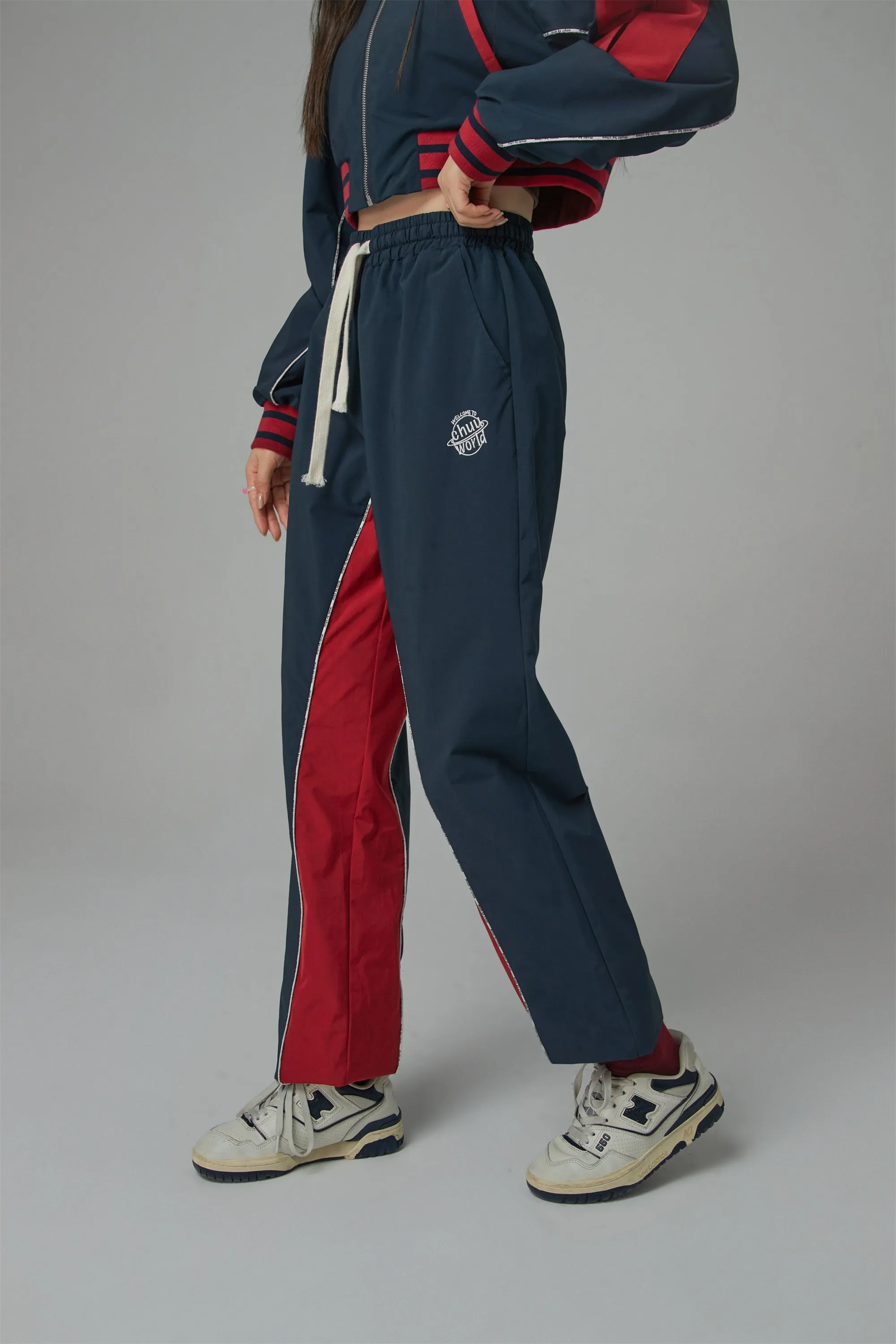 Chuu World Logo Jogger Pants