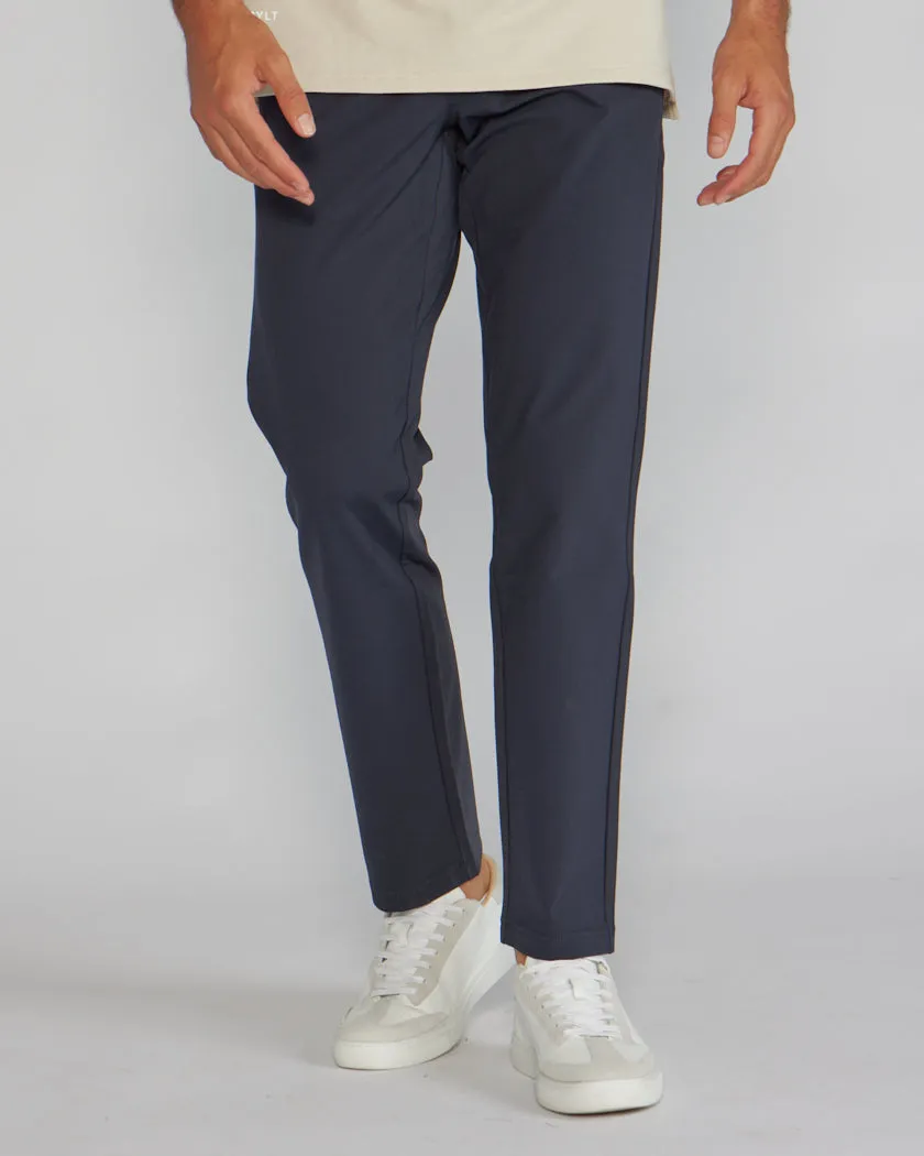 Everyday Pant 2.0 - Straight Fit <!-- Size 31 -->