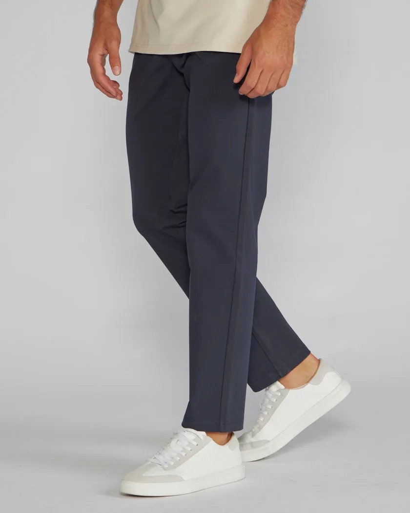 Everyday Pant 2.0 - Straight Fit <!-- Size 31 -->