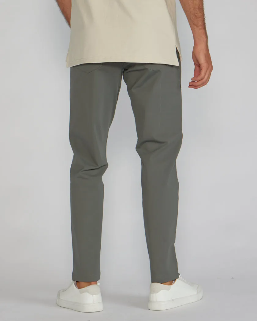 Everyday Pant 2.0 - Straight Fit <!-- Size 40 -->