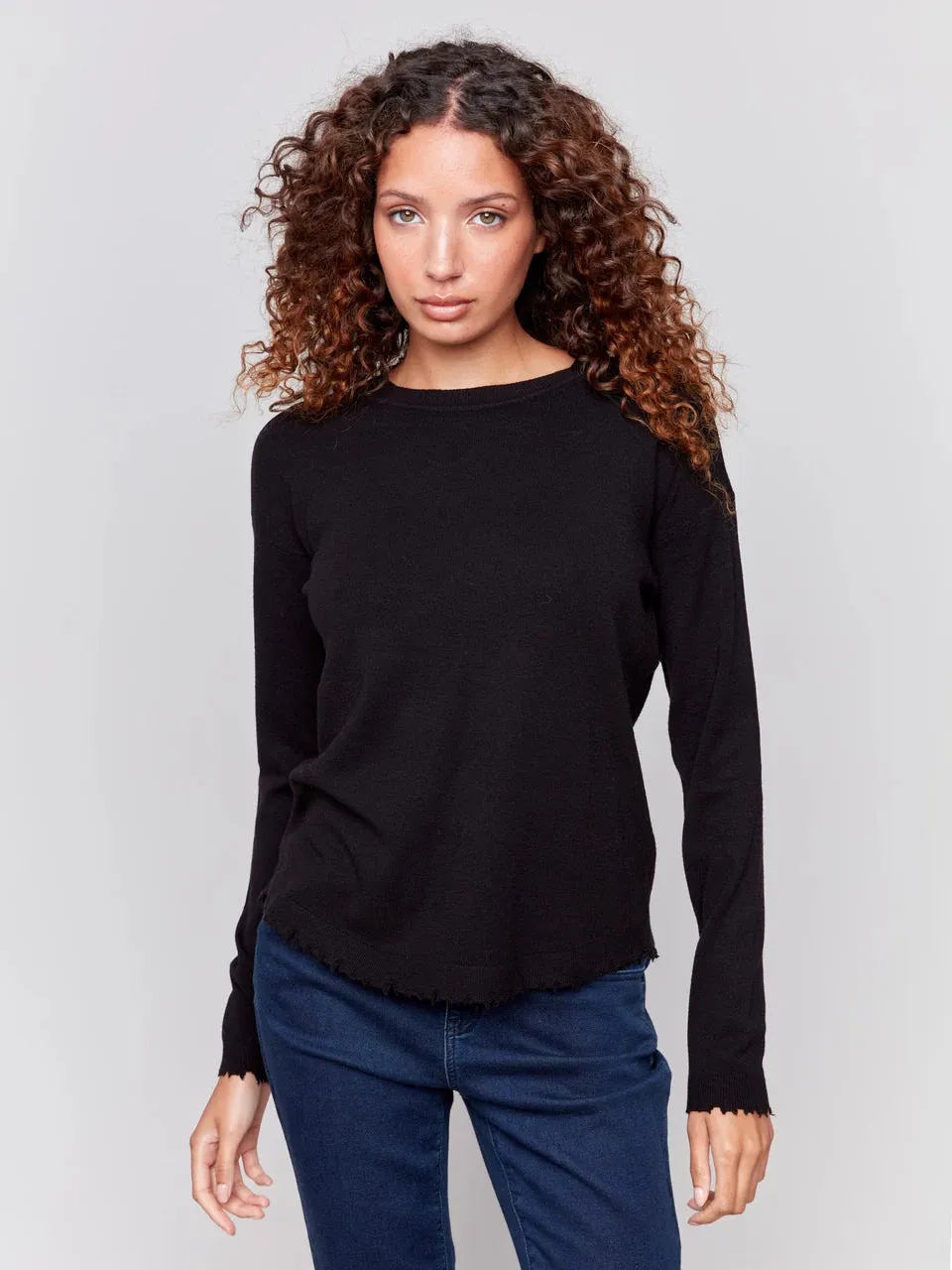 FRAYED EDGE HEM SWEATER