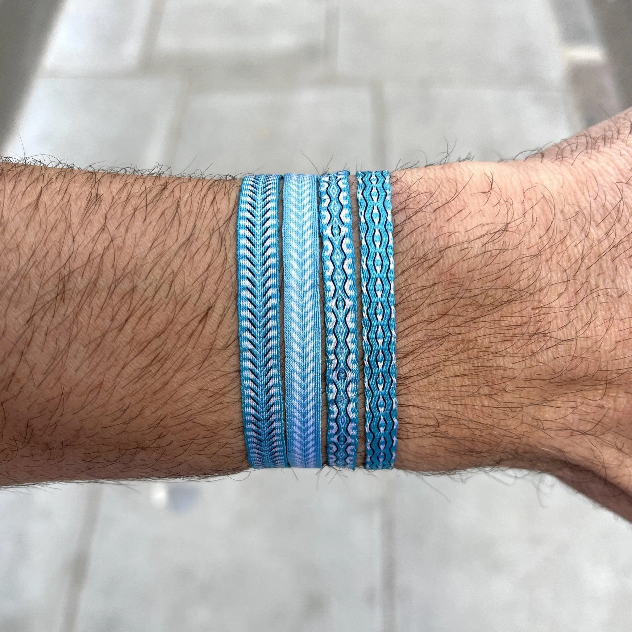 Handmade Purnama Bracelet (White/Light Blue)