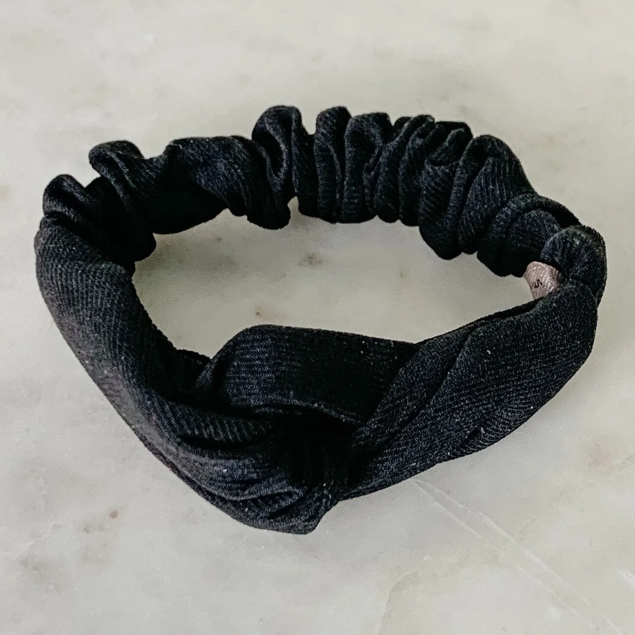 Knotted Scrunchies