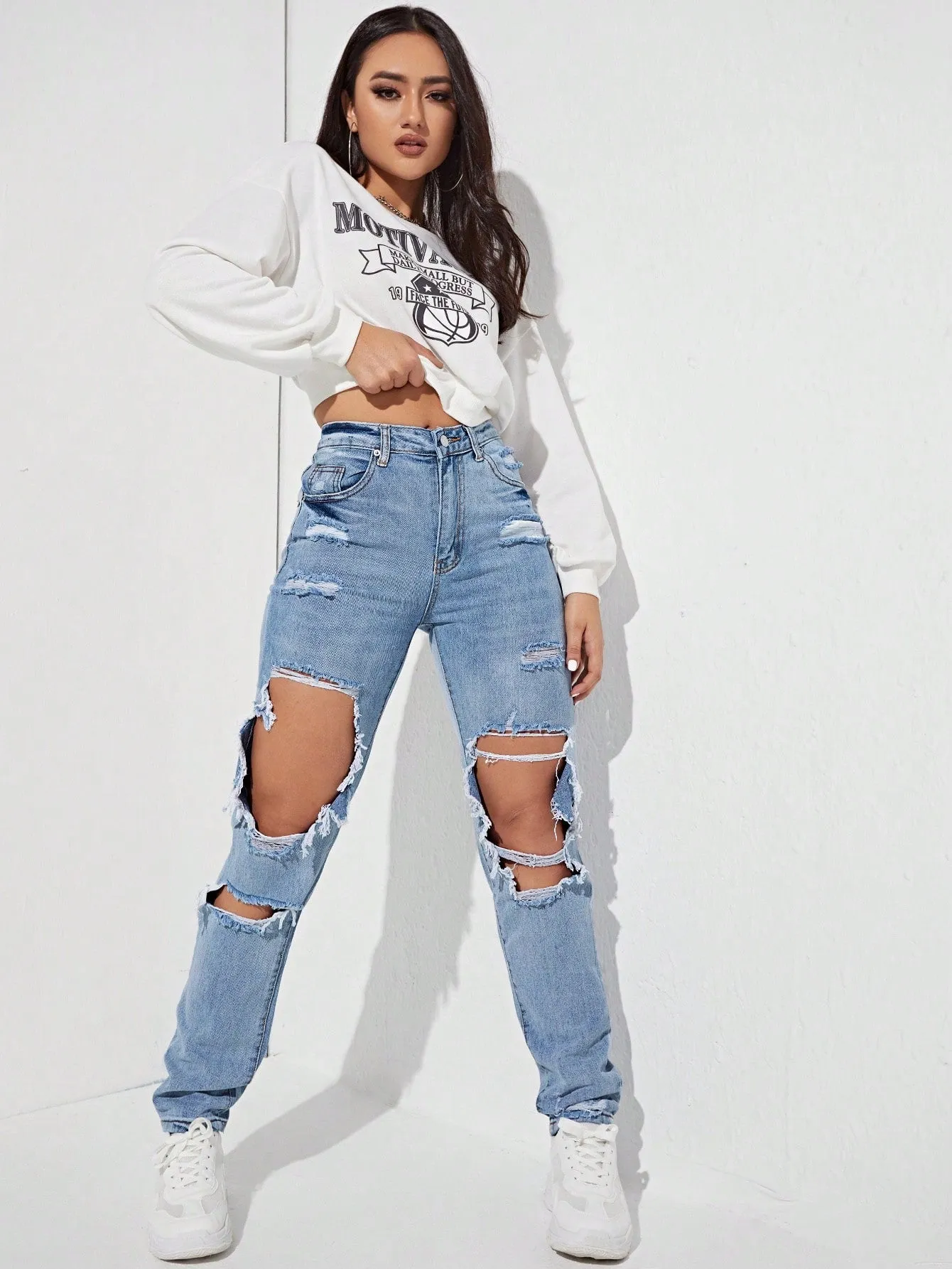 Ripped Detail Straight Leg Jeans