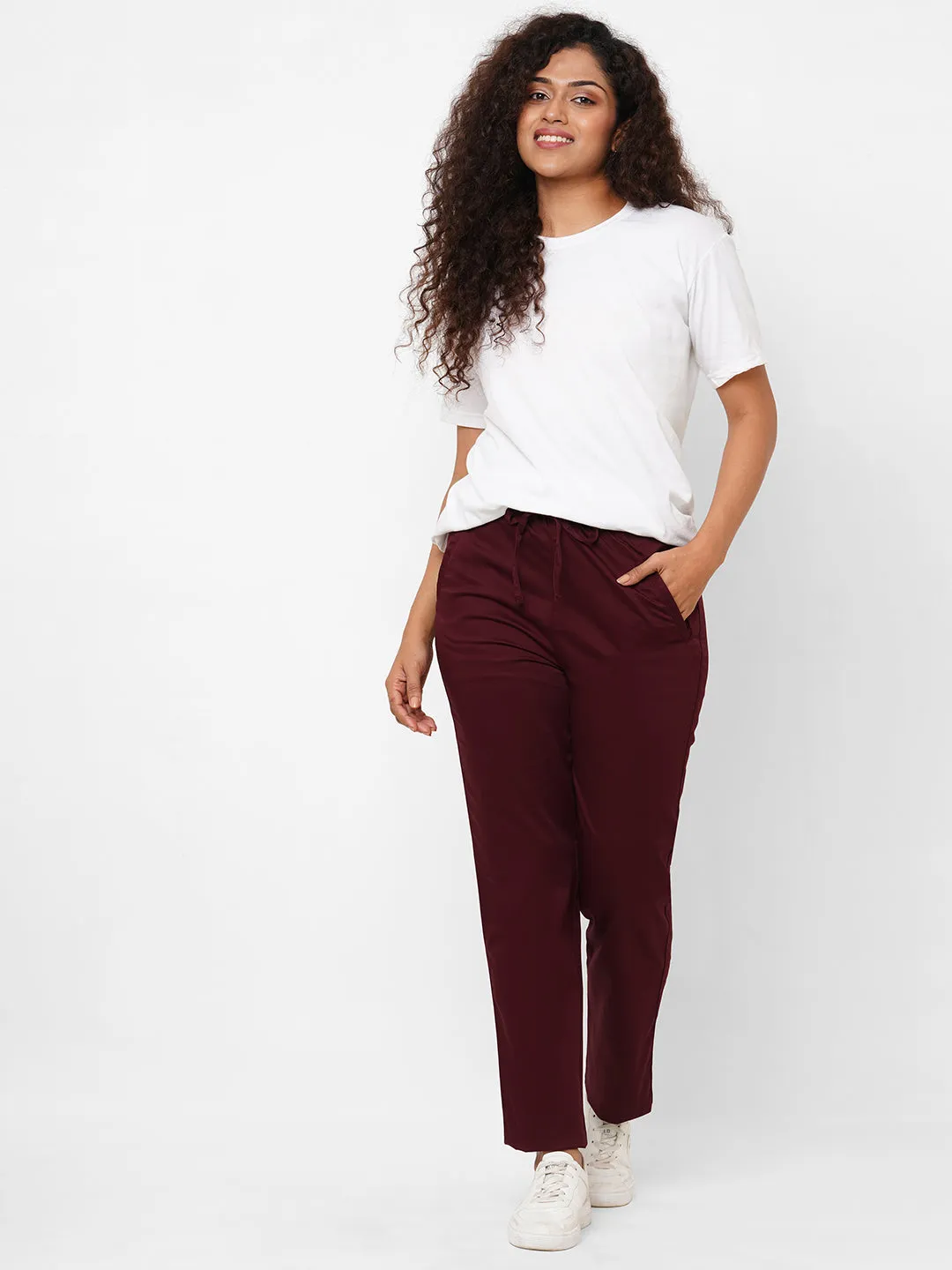 Women's Maroon/Red Cotton Lycra Regular Fit Pant